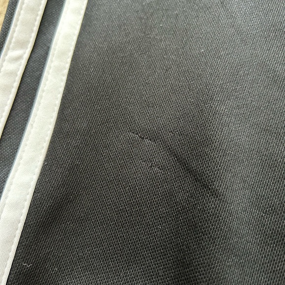 *SOLD* Adidas Warm up pants - YTH M - Picture 4 of 5